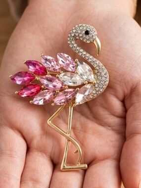 Pink Crystal Flamingo Brooch Pin Gold Tone Rhinestone Statement Jewelry